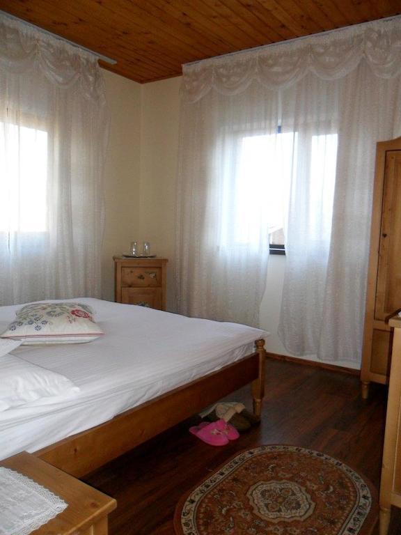 Pensiune Maria Rucăr Buitenkant foto