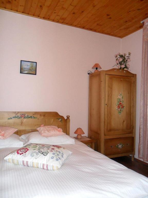 Pensiune Maria Rucăr Kamer foto